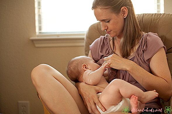 أسباب وسبل علاج آلام الرضاعة الطبيعية