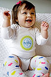 9 महीनों में बेबी डेवलपमेंट - न्यू किड्स सेंटर