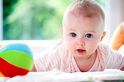 Apa yang Dapat Anda Lakukan untuk Membantu Perkembangan Visual Bayi?