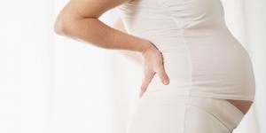 Mitkä ovat emättimen turvotuksen oireet raskauden aikana?