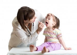 Kiedy potrzebny jest antybiotyk na kaszel u dzieci?