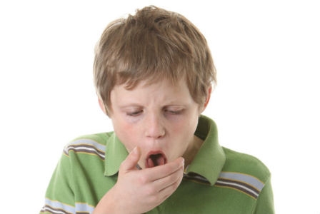 Когда нужен антибиотик при кашле у детей?