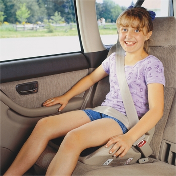 Qual è il requisito di altezza per sedere sul sedile anteriore? - New Kids Center
