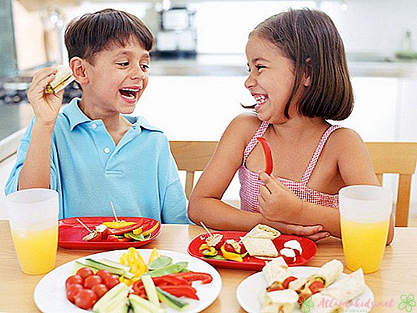 Як діти з'їсти вечерю
