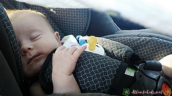 जब शिशु अपनी कारपेट में आगे बढ़ सकते हैं?