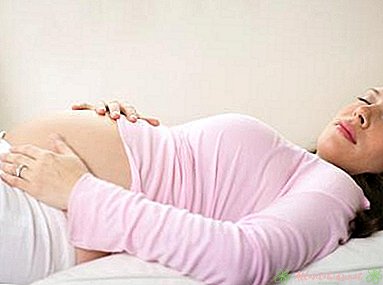 Dormind pe spate când sunt gravide - noul centru pentru copii
