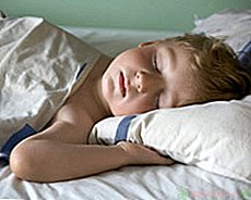 Quando as crianças podem dormir com um travesseiro? - Novo centro infantil